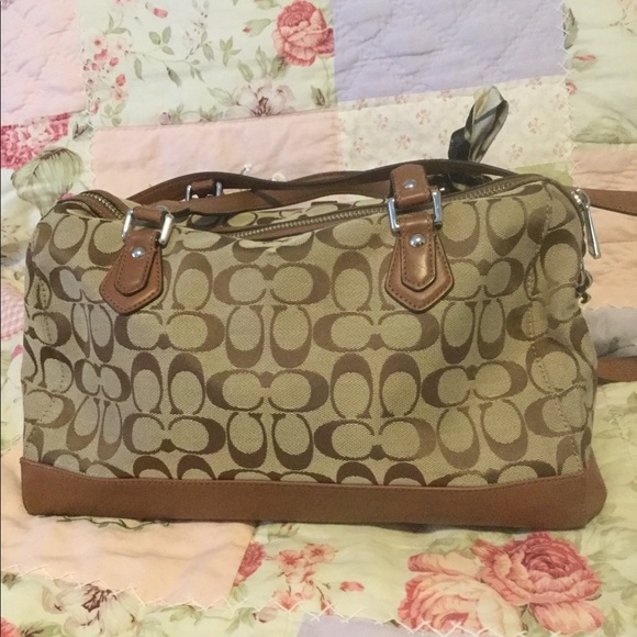 Coach Purse - Picture 2 of 7